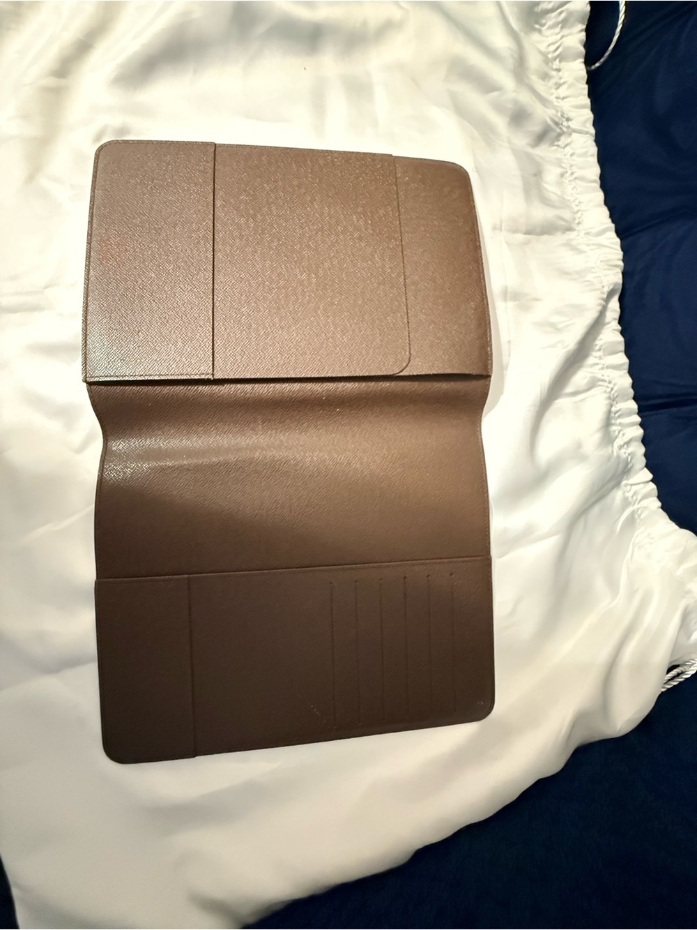 Louis Vuitton Brown Damier desktop cover Sleeve - Picture 2 of 6